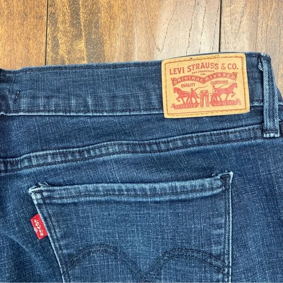 Levi's 505 Straight Leg Dark Blue Jeans Women's Size 34x30 Red Tab. - Picture 8 of 13
